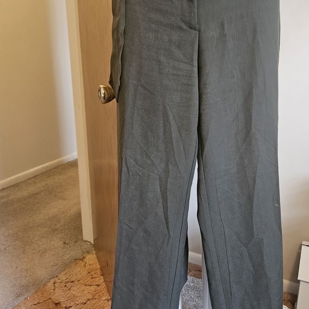 Women Olive Green Belted Trousers